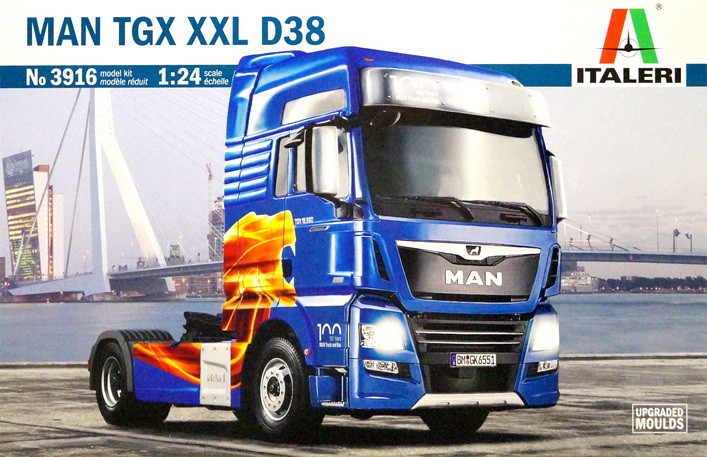 Сборная модель "Седельный тягач "MAN TGX XXL D38"   М 1/24