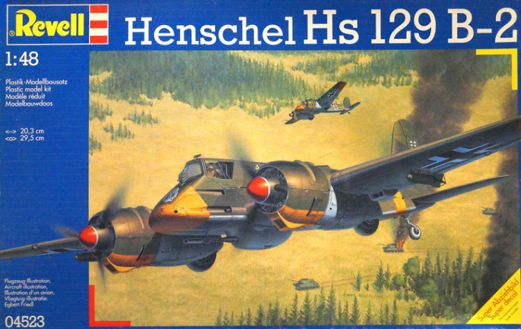 Сборная модель "Немецкий штурмовик Henshel Hs-129"  М 1/48