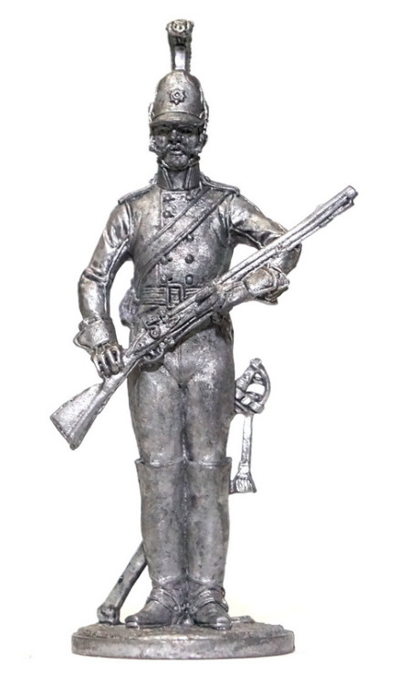 Оловянная миниатюра "Рядовой Лейб-кирасирского полка. Россия, 1810-1811 годы"
