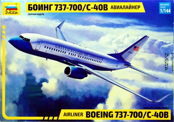 Сборная модель "Авиалайнер Боинг-737-700"   М 1/144