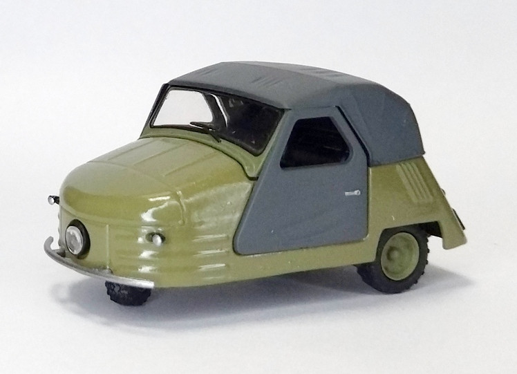 Масштабная модель "Автомобиль СМЗ-С1Л, 1952—1958 гг."    М 1/43