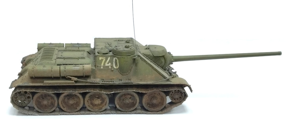 Масштабная модель "Советская САУ СУ-100"  М 1/35